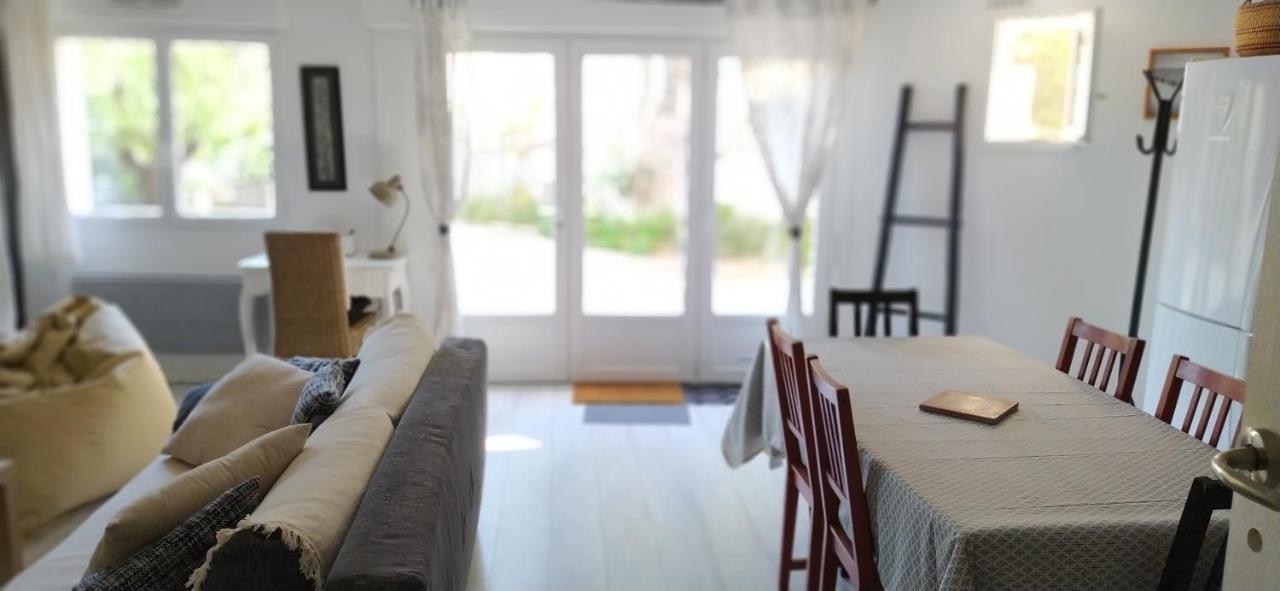 Les Mondes - Appartement Bas De Maison Ensues-la-Redonne Dış mekan fotoğraf
